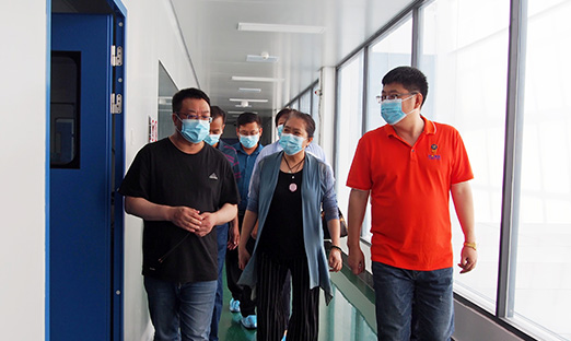 热烈接待广东广垦农业生长有限公司董事长蔡杰一行莅临尊龙凯时人生就是博·中国集团旅行指导